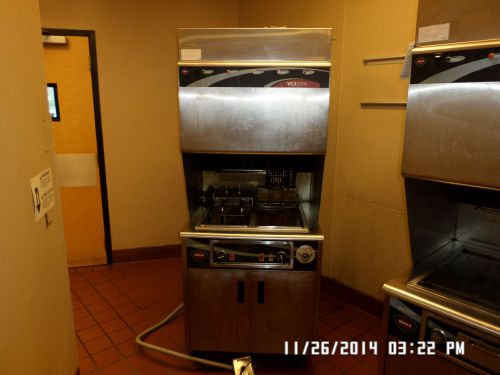 Wells Ventless Ele  Fryer Model VCS2000 W/ Two Double Basket Fryers  Nice 2007