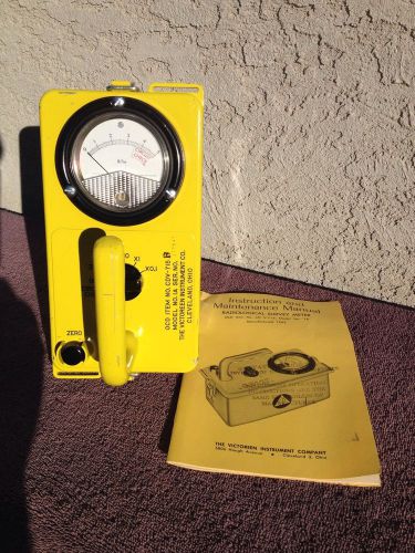 Victoreen CDV-715 Model 1A Civil Defense Radiological Survey Meter