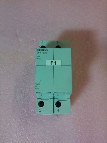 SIEMENS 3NW7 023 32A 690V 2 Pole DIN Rail Mountable Fuse Holder