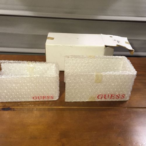 New Guess Acrylic Block Set Display Eyewear