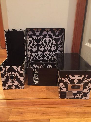 Cute Black And White Desk Accessories Set