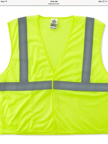 HIGH VISIBILITY ANSI-COMPLIANT CLASS 2 VEST W/POCKET. SIZE, L/XL