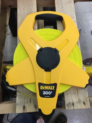 DeWalt 300&#039; Open Reel Tape-DWHT34038-Layout Tape Reel-Surveyor Tape