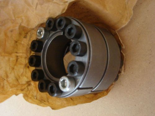 Fenner Drives B-LOC B400 1-1/4&#034; shaft bushing