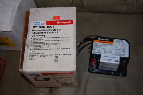 New Honeywell R7184U1004 Universal Interrupted Ignition Oil Burn Primary Control