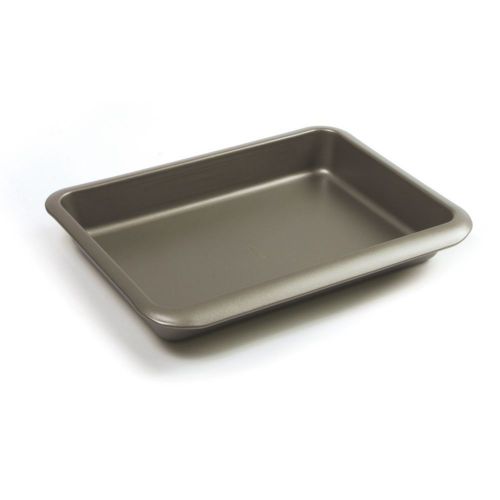 Norpro 3985 Nonstick 9&#034; x 13&#034; Rectangular Cake Pan