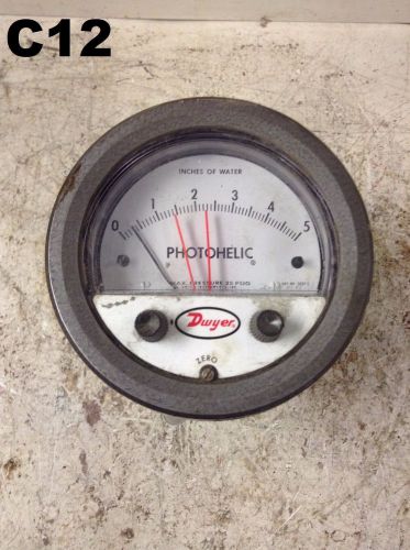 Dwyer Photohelic 3005C Switch/Gauge 25PSI 0-5in. 120VAC 5W 50.60Hz