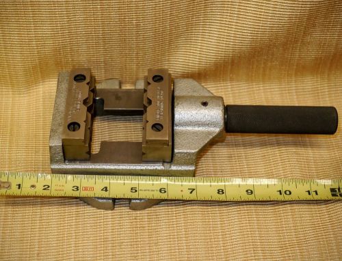 NEW JONES SHIPMAN MACHINIST MACHINE MACHINING MILL DRILL VISE V JAWS CLAMP