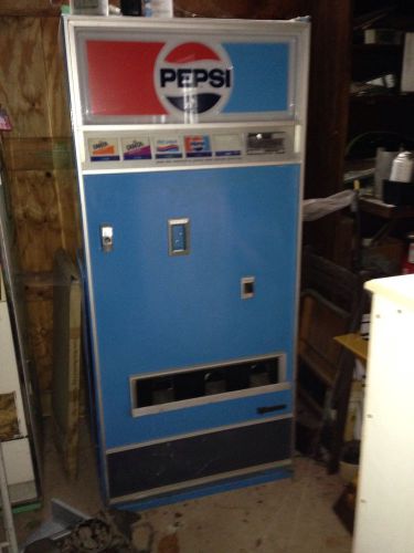 VINTAGE PEPSI COLA SODA POP VENDING MACHINE