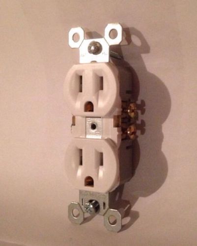 15A P&amp;S Duplex Receptacle White