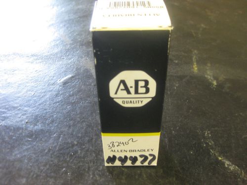 Allen Bradley - 800MS - Killuminated 2 Position Selector Switch - 16HY2BRA-D