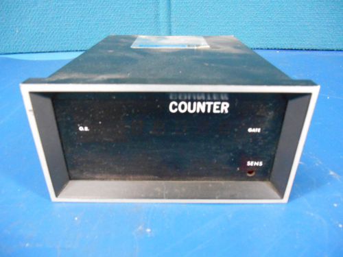 Industrial Timer Model No. 2705, Digital Count Meter with Bracket