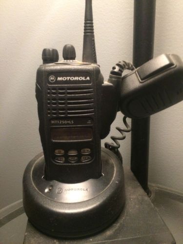 ht1250 uhf