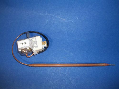 ROOM A/C THERMOSTAT TH-36 WITH CROSS AMBIENT BULB