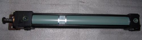 Pair hydraulic cylinders Yuken CJT70 , 32mm x 310mm stroke unused