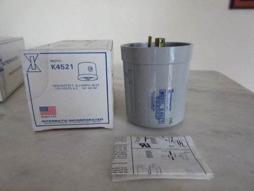 Intermatic K4521 PHOTOELECTRIC Twist 120V 50-60HZ 1800W 1000VA 8.3 Amps Blst