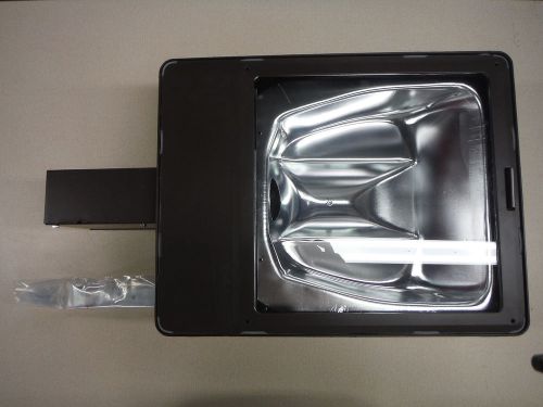 Stonco parking lot street light roadway med 250 watt metal halide mcl3250ma-8 for sale