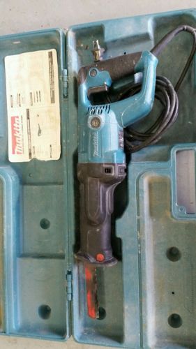 Makita Sawzall with Case