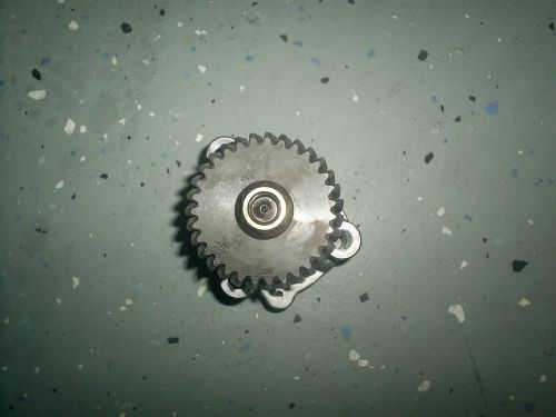 KUBOTA D722 OIL PUMP AND GEAR