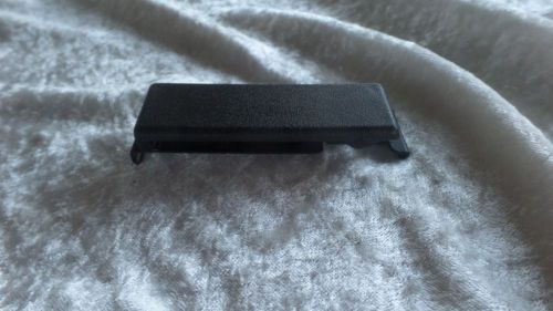 Motorola saber ntn4741b belt clip - will not fit a securenet saber!!!! for sale