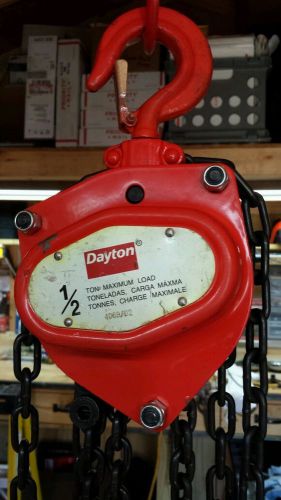 Dayton 1/2 ton chain hoist, 15 foot chain, mint condition, 13 foot pull, l@@k!! for sale