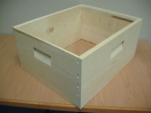 10 Deep Bee Hive Frames and 1 Deep Super or Brood Box - Unassembled