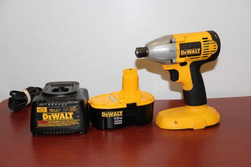 Dewalt dw056 18v 18 volt, 1/4&#034; cordless impact driver w/lithium ion batteries for sale