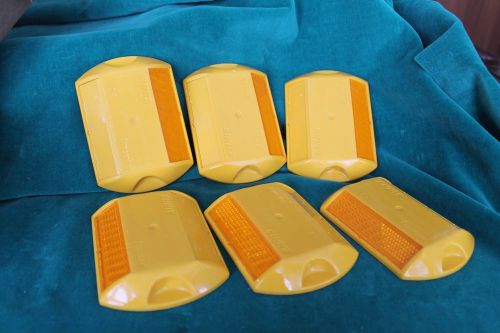 Six 6 NEW 1-way yellow PAVEMENT MARKERS Reflective Road Driveway Reflectors RPMs