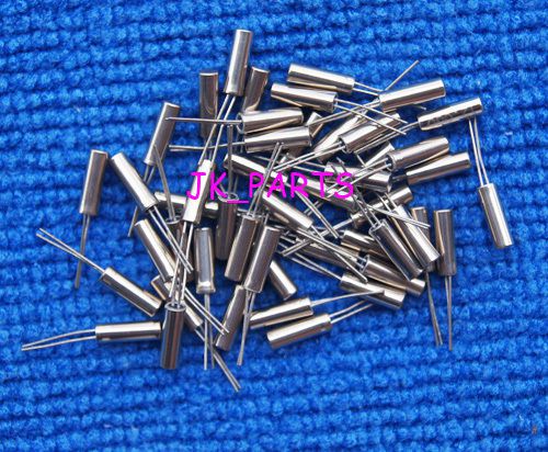 100pcs NEW Crystal 32.768 kHz 32.768k Hz Cylinder 3 x 8 mm