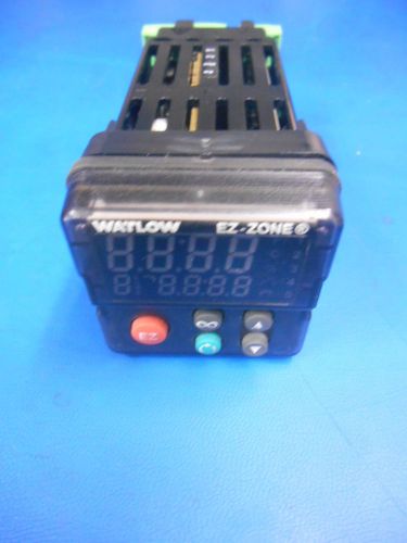 WATLOW EZ-ZONE TERMPERATURE CONTROLLER W/ MOUNT