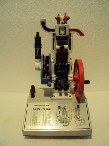 -Diesel Engine 4 Stroke Cut Section Model Lab &amp; Life Science Lab Supplie