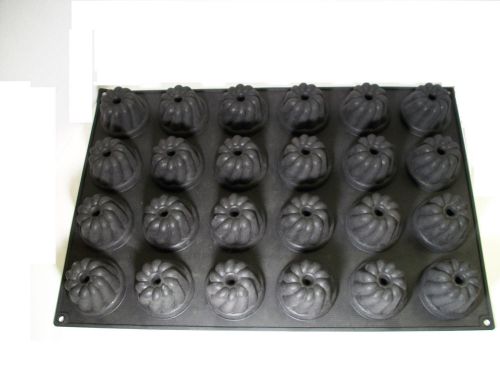 Demarle 24 Cavity FX-1102 Flexipat - Kougloff 5.1 Oz. Souffle Mold - Mini Bundt