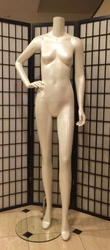 Fiberglass White Female Mannequin Headless Full Body Fashion Clothes Display
