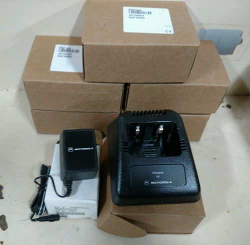 Motorola oem standard charger ntn7160a jedi radio ht1000 mtx8000 mts2000 for sale