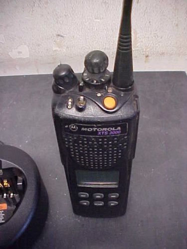Motorola xts3000 800mhz 1meg digital portable radio only w/ant loaded loc#a79 for sale