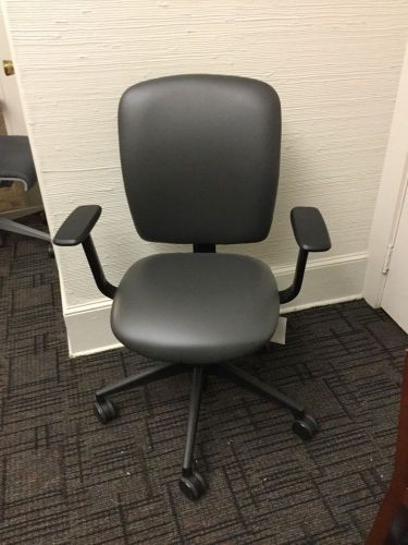 NEW SHOWROOM FLOOR MODEL STEELCASE TURNSTONE JACK TASK CHAIR