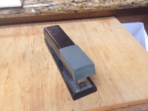 Boston Model 41 Black Desk Stapler . USA works great!