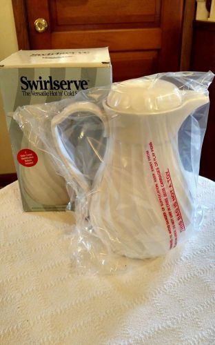 NIB Swirlserve Versatile Hot &amp; Cold Pitcher 42 oz.