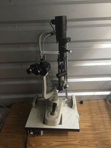 Topcon SL-3E Slit Lamp