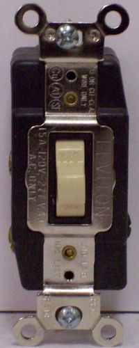 Leviton Extra Heavy Duty Single Pole Switch 1281-I