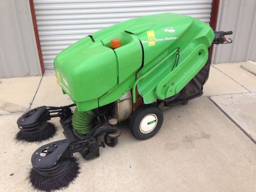 Green Machine 414 Kubota Diesel Street Sweeper Parking Lot Vacuum