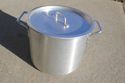 Mirro Corp 16 Qt. Stock Pot w/ Lid NSF Item #4016 Manitowoc, WI USA