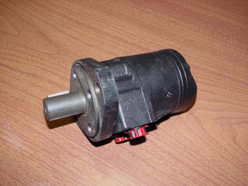 Char-Lynn Eaton - 130-1150 New Hydraulic Motor - 2.2 cir - 1 inch shaft - 2 bolt