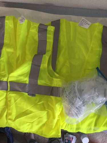 Two Reflective Vests And 15 N95 Masks No Box