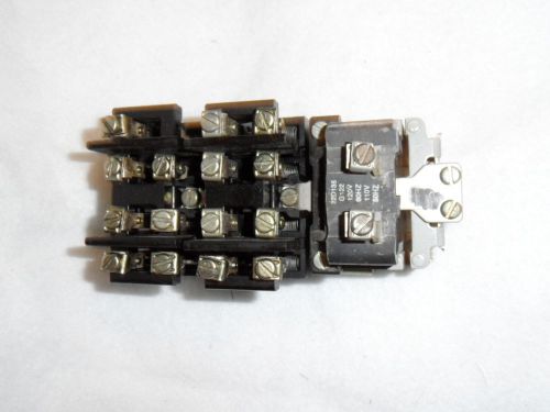 General Electric Lighting Contactor CR260L20JA