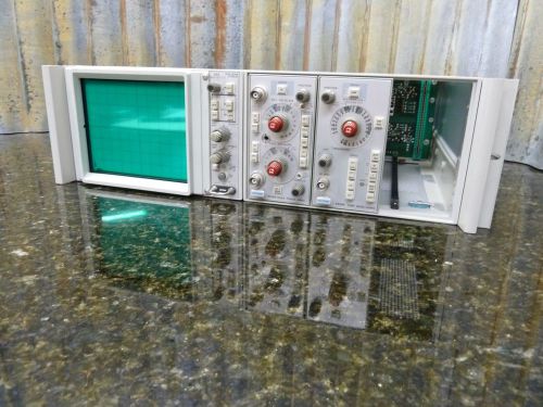 Tektronix 5113 dual beam rack mount storage oscilliscope 1-5a18n &amp; 1-5b10n incl for sale