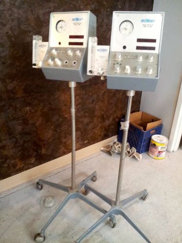 Lot of 2 Sechrist IV-100B Infant Ventilators &amp; oxygen mixers on wheels Untested