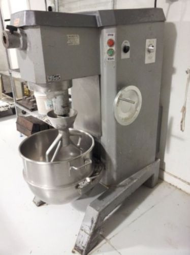 UNIVEX 60 qts Mixer / with 4 attachments