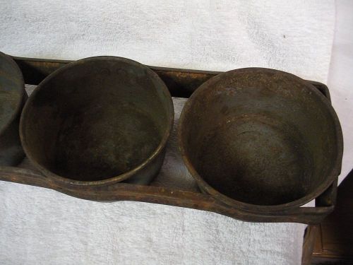 Vintage Commercial -Ekco U Bar Strap 4 Section 5&#034; Round Cake Baking Pans