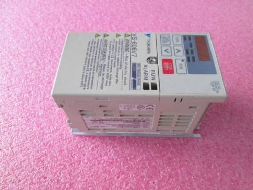 Yaskawa VS-606V7 CIMR-V7CCB0P1 Inverter Drive w/ JVOP-147 Digital Operator